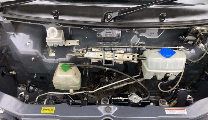 2018 Maruti Eeco 5 STR WITH AC PLUSHTR, CNG, Manual, 65,470 km, Engine View