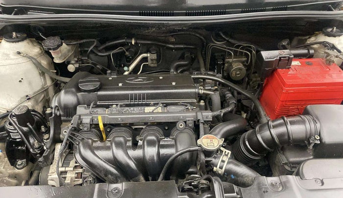 2017 Hyundai Verna 1.6 VTVT S, Petrol, Manual, 79,464 km, Engine View