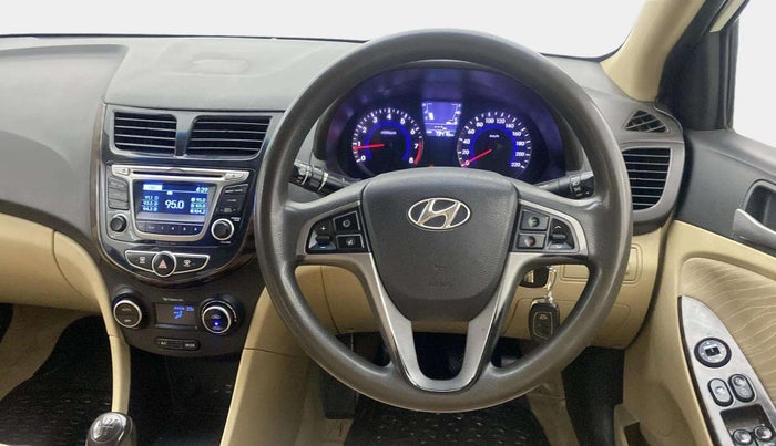 2017 Hyundai Verna 1.6 VTVT S, Petrol, Manual, 79,464 km, Steering Wheel Close Up