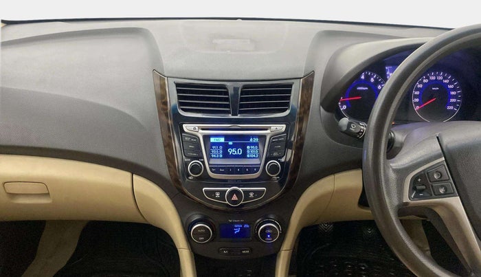 2017 Hyundai Verna 1.6 VTVT S, Petrol, Manual, 79,464 km, Air Conditioner