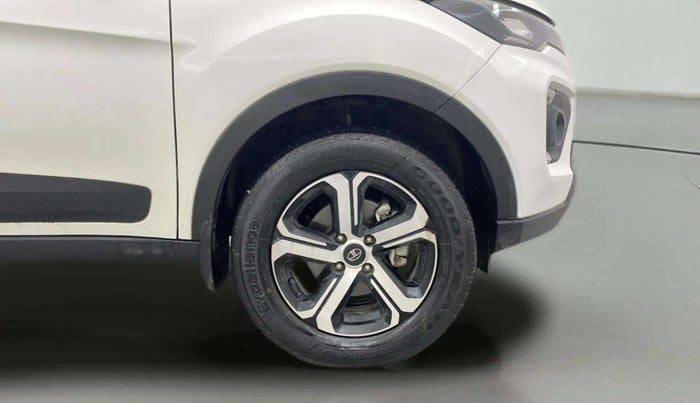 2021 Tata NEXON XZA PLUS SUNROOF PETROL, Petrol, Automatic, 62,344 km, Right Front Wheel