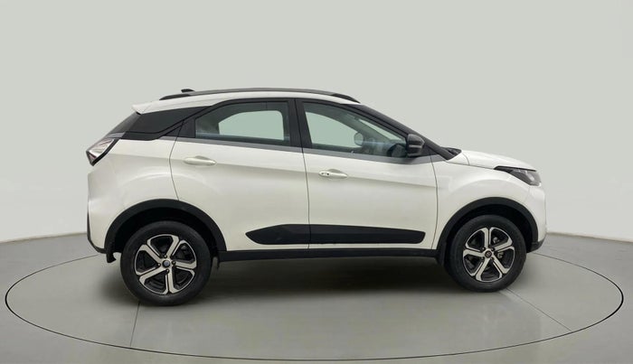 2021 Tata NEXON XZA PLUS SUNROOF PETROL, Petrol, Automatic, 62,344 km, Right Side View
