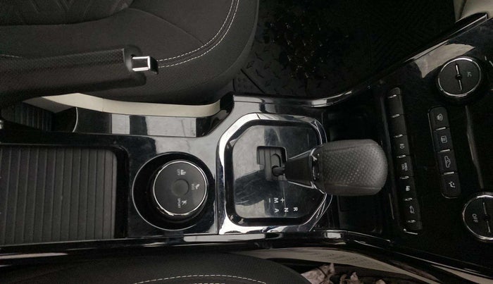 2021 Tata NEXON XZA PLUS SUNROOF PETROL, Petrol, Automatic, 62,344 km, Gear Lever