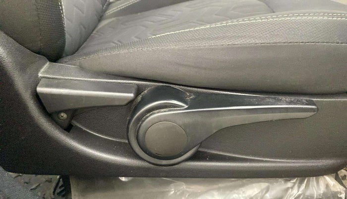 2021 Tata NEXON XZA PLUS SUNROOF PETROL, Petrol, Automatic, 62,344 km, Driver Side Adjustment Panel