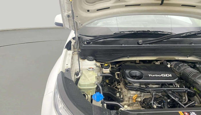 2020 Hyundai VENUE SX 1.0 (O) TURBO IMT, Petrol, Manual, 1,00,897 km, Engine View - Right