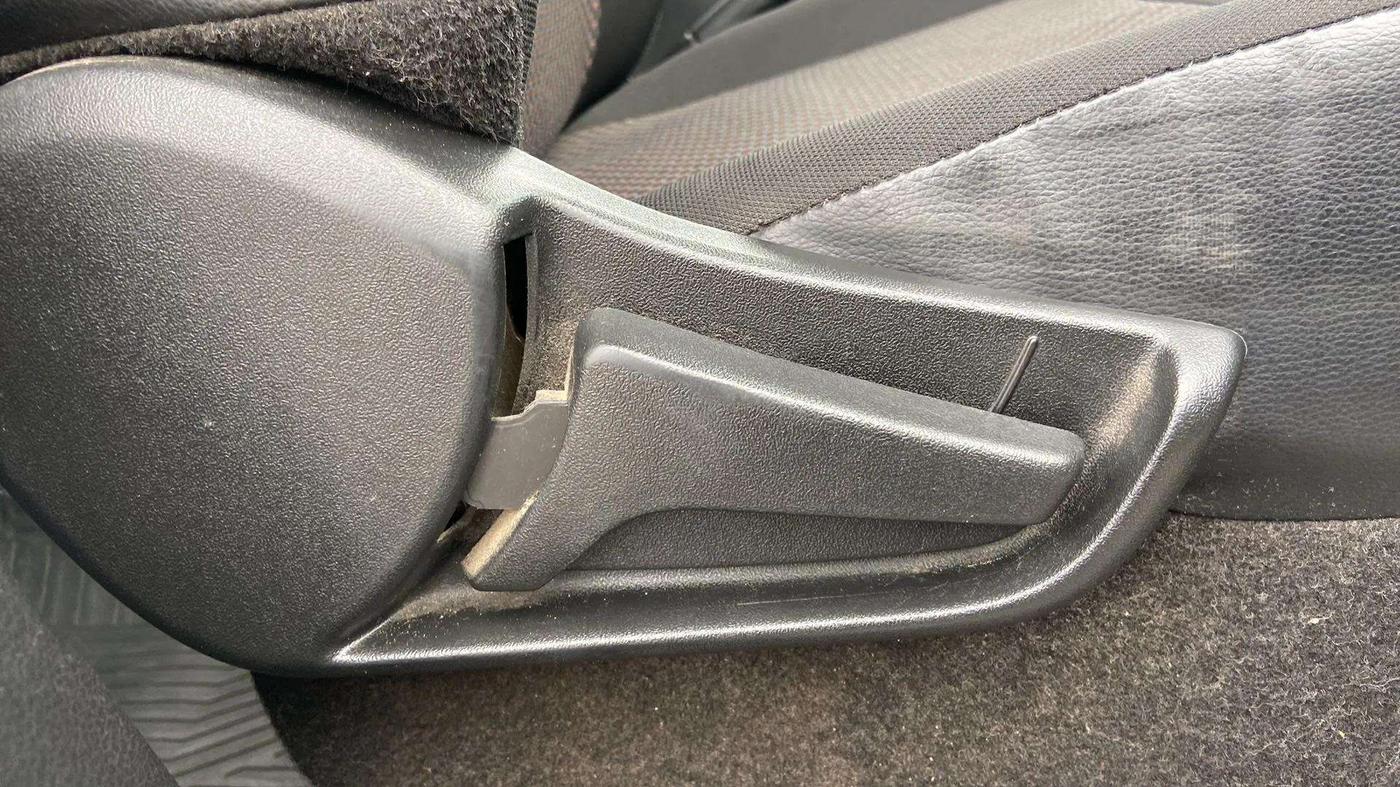 2022 Maruti S PRESSO VXI+, Petrol, Manual, 66,225 km, Driver Side Adjustment Panel