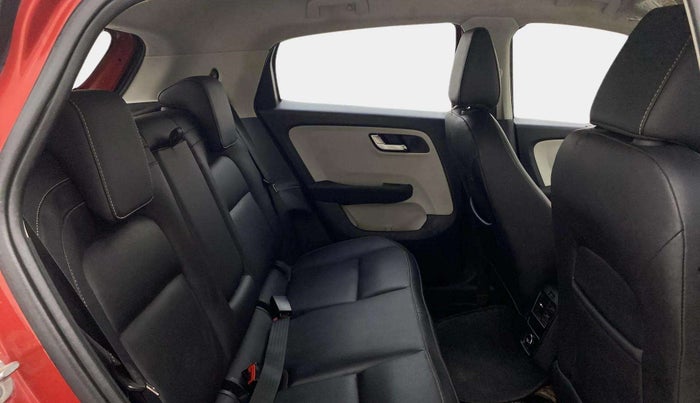 2022 Tata ALTROZ XZ PLUS DIESEL, Diesel, Manual, 72,288 km, Right Side Rear Door Cabin