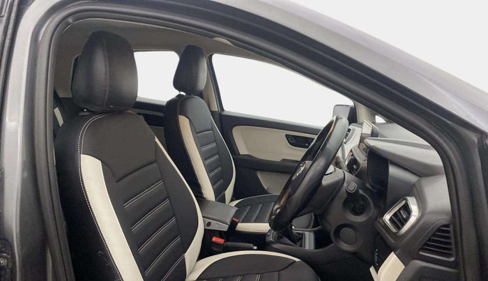 2022 Tata ALTROZ XT DIESEL, Diesel, Manual, 33,109 km, Right Side Front Door Cabin