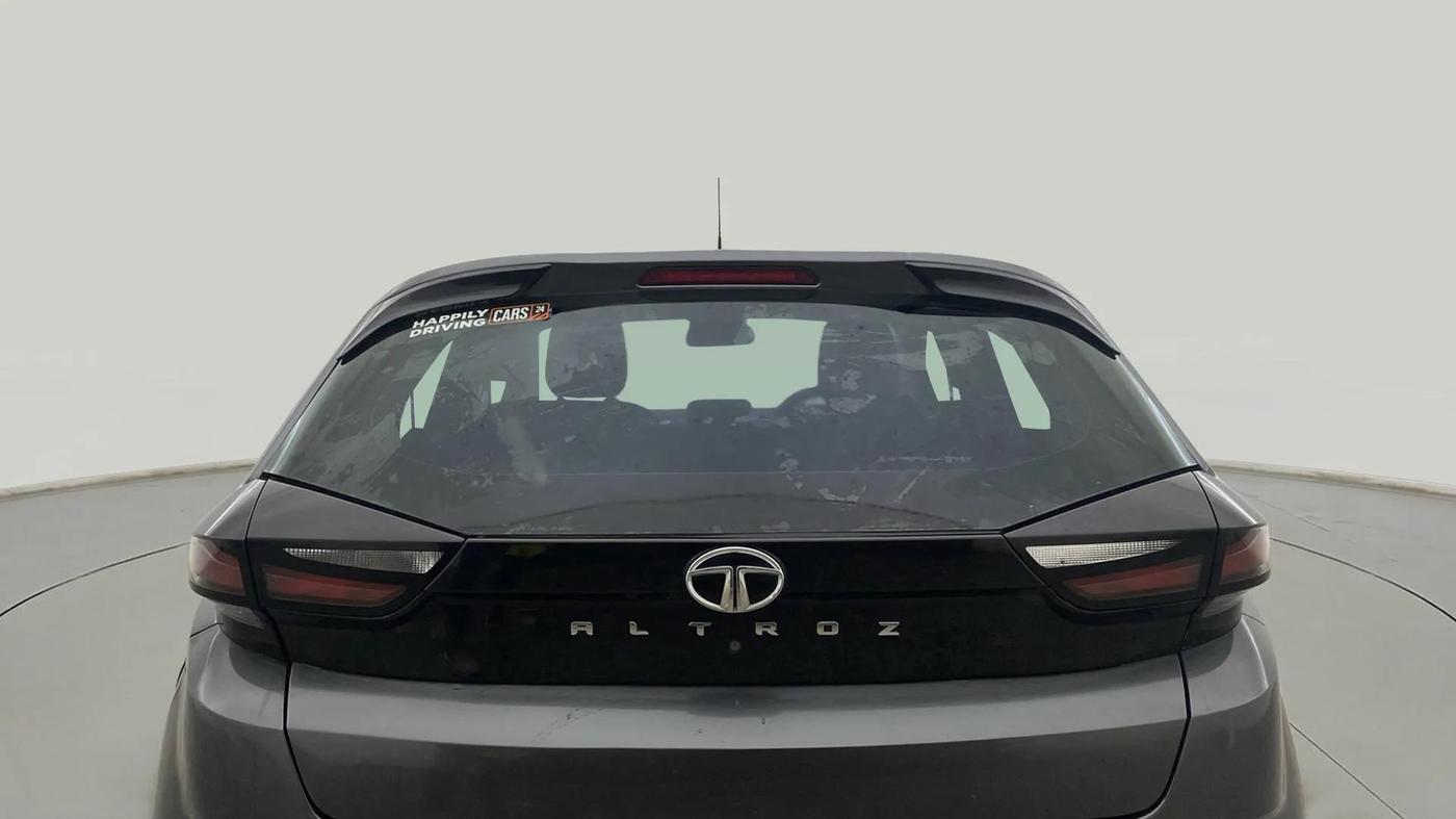 2022 Tata ALTROZ XT DIESEL, Diesel, Manual, 33,109 km, Rear Windshield