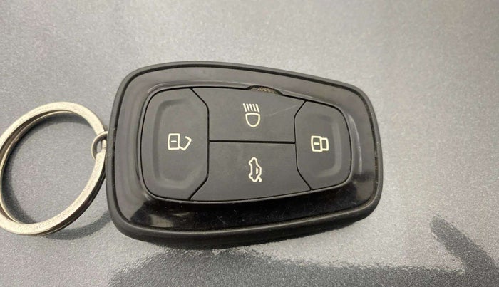 2022 Tata ALTROZ XT DIESEL, Diesel, Manual, 33,109 km, Key Close Up