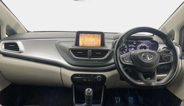 2022 Tata ALTROZ XT DIESEL, Diesel, Manual, 33,109 km, Dashboard