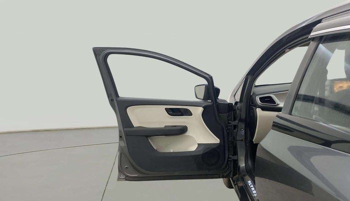 2022 Tata ALTROZ XT DIESEL, Diesel, Manual, 33,109 km, LHS Front Door