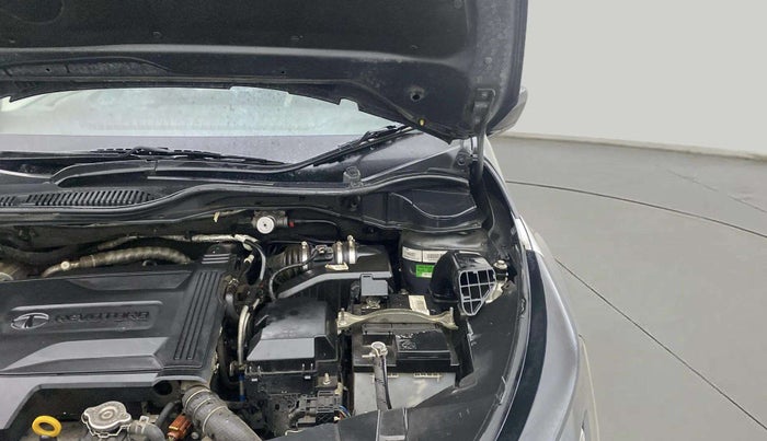 2022 Tata ALTROZ XT DIESEL, Diesel, Manual, 33,109 km, Engine View - Left