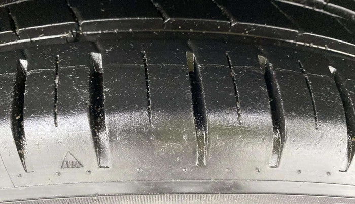 2018 Ford Ecosport TITANIUM + 1.5L PETROL AT, Petrol, Automatic, 86,471 km, Left Rear Tyre Tread