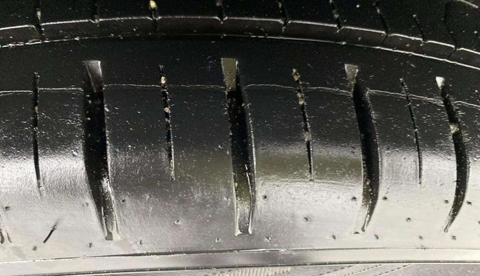 2018 Ford Ecosport TITANIUM + 1.5L PETROL AT, Petrol, Automatic, 86,471 km, Right Rear Tyre Tread