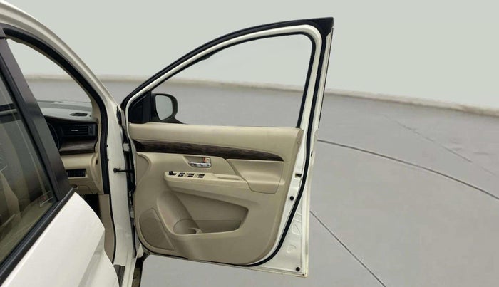 2019 Maruti Ertiga ZDI+ 1.3, Diesel, Manual, 41,106 km, RHS Front Door
