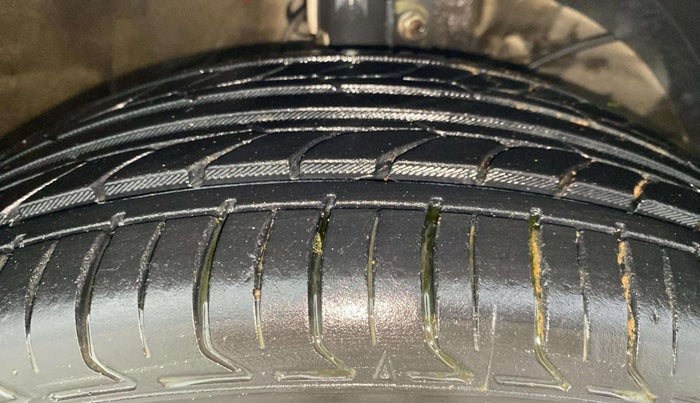 2019 Maruti Ertiga ZDI+ 1.3, Diesel, Manual, 41,106 km, Right Front Tyre Tread