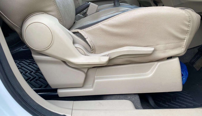 2023 Maruti Ertiga ZXi (O), Petrol, Manual, 38,064 km, Driver Side Adjustment Panel