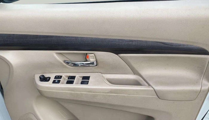2023 Maruti Ertiga ZXi (O), Petrol, Manual, 38,064 km, Driver Side Door Panels Control