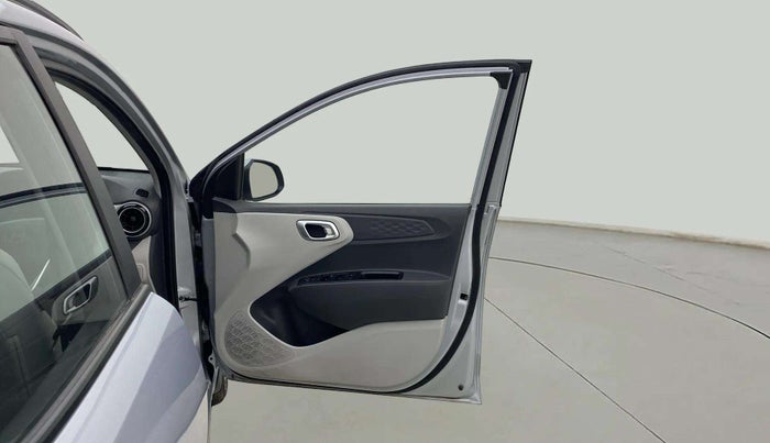 2023 Hyundai GRAND I10 NIOS SPORTZ AMT 1.2 KAPPA VTVT, Petrol, Automatic, 4,485 km, RHS Front Door