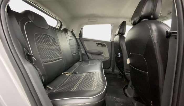 2020 Tata ALTROZ XT PETROL, Petrol, Manual, 93,713 km, Right Side Rear Door Cabin