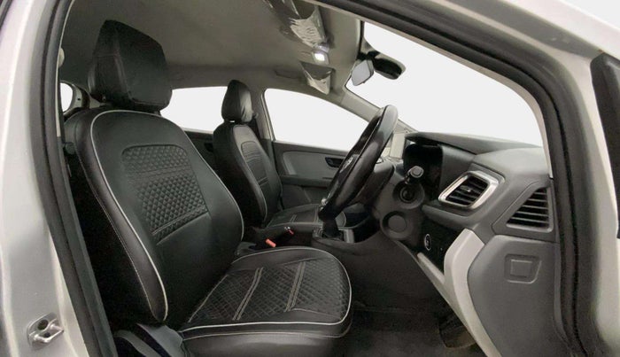2020 Tata ALTROZ XT PETROL, Petrol, Manual, 93,713 km, Right Side Front Door Cabin