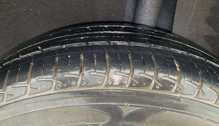 2018 Maruti Baleno DELTA PETROL 1.2, Petrol, Manual, 23,961 km, Left Rear Tyre Tread