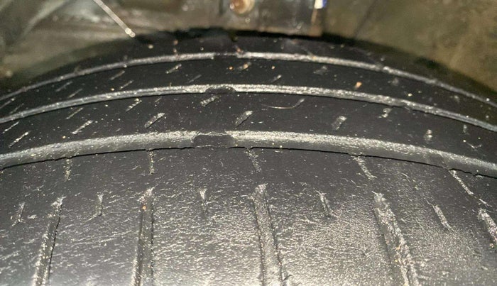 2018 Maruti Dzire ZXI PLUS, Petrol, Manual, 50,667 km, Left Front Tyre Tread