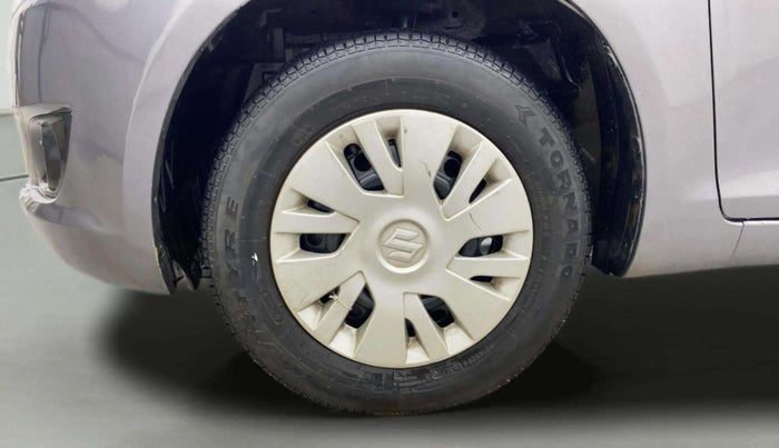 2013 Maruti Swift VXI, Petrol, Manual, 19,276 km, Left Front Wheel