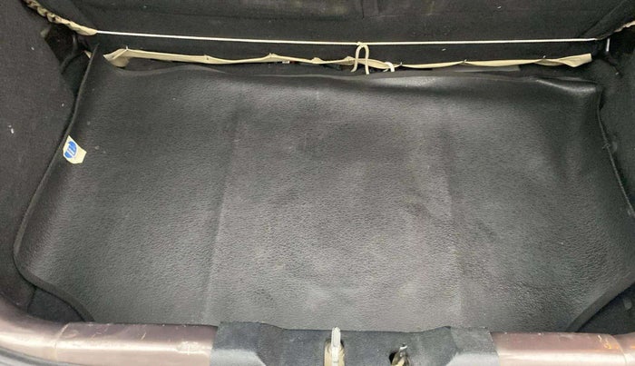 2017 Tata Tiago XZ PETROL, Petrol, Manual, 34,683 km, Boot Inside