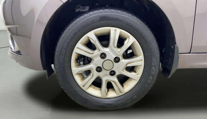 2017 Tata Tiago XZ PETROL, Petrol, Manual, 34,683 km, Left Front Wheel