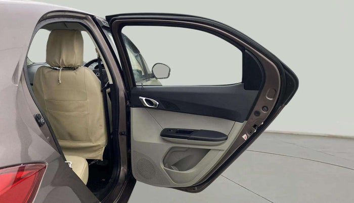 2017 Tata Tiago XZ PETROL, Petrol, Manual, 34,683 km, RHS Rear Door