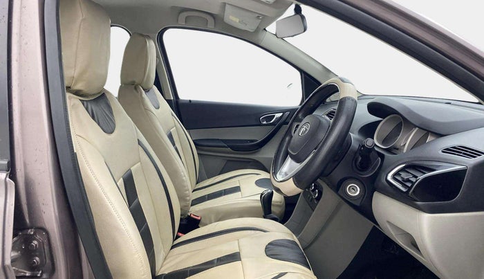 2017 Tata Tiago XZ PETROL, Petrol, Manual, 34,683 km, Right Side Front Door Cabin