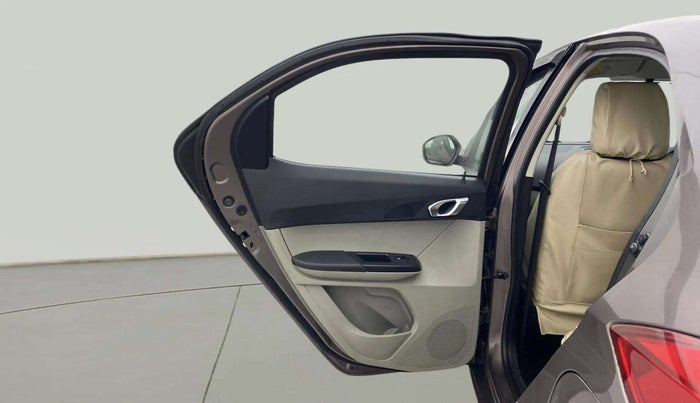 2017 Tata Tiago XZ PETROL, Petrol, Manual, 34,683 km, LHS Rear Door