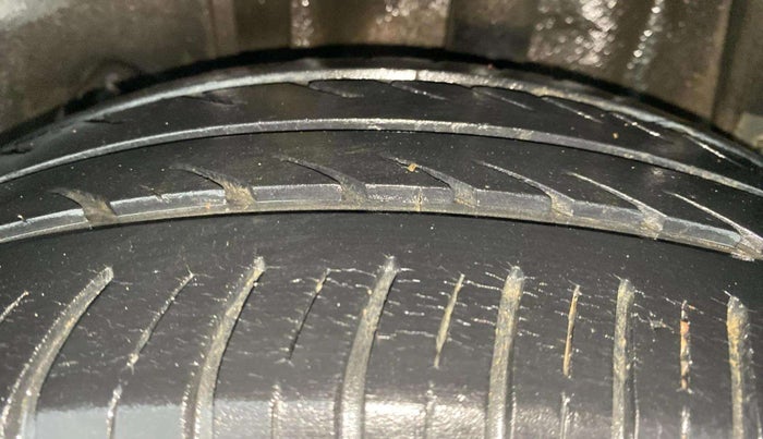 2017 Tata Tiago XZ PETROL, Petrol, Manual, 34,683 km, Left Rear Tyre Tread