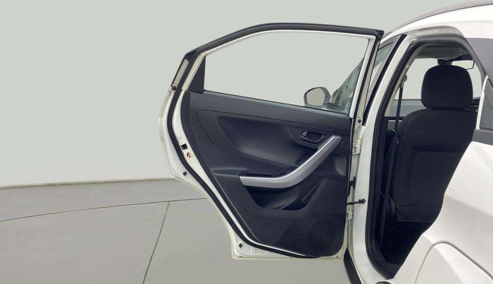 2022 Tata NEXON XM SUNROOF PETROL, Petrol, Manual, 32,281 km, LHS Rear Door