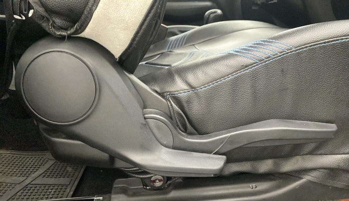 2019 Maruti Swift VXI AMT, Petrol, Automatic, 17,886 km, Driver Side Adjustment Panel