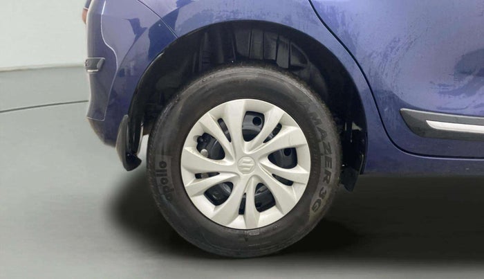 2019 Maruti Swift VXI AMT, Petrol, Automatic, 17,886 km, Right Rear Wheel