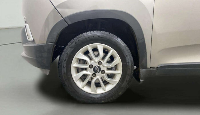 2016 Mahindra Kuv100 K8 D 6 STR, Diesel, Manual, 87,092 km, Left Front Wheel