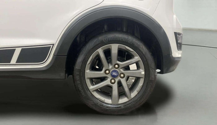 2020 Ford FREESTYLE TITANIUM 1.2 PETROL, Petrol, Manual, 72,616 km, Left Rear Wheel