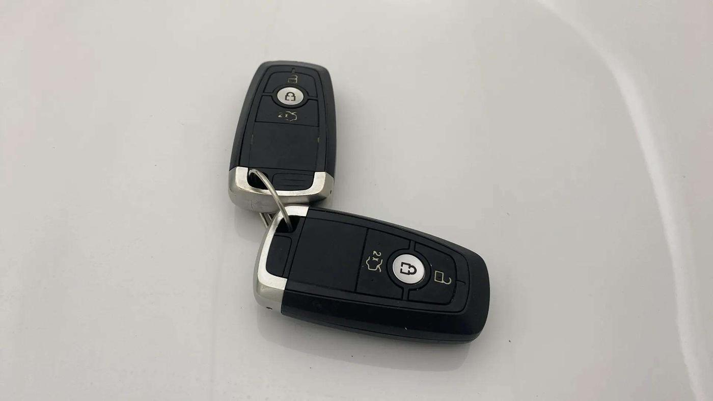 2020 Ford FREESTYLE TITANIUM 1.2 PETROL, Petrol, Manual, 72,705 km, Key Close Up