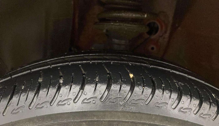 2023 Maruti New Wagon-R VXI CNG 1.0, CNG, Manual, 12,900 km, Left Front Tyre Tread