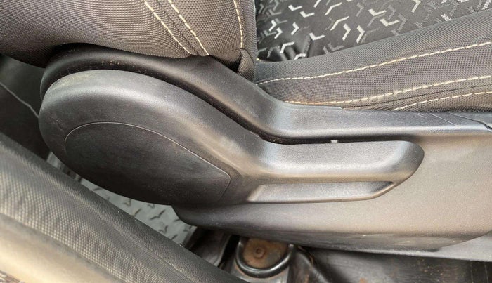 2022 Tata Tiago XZ PLUS CNG, CNG, Manual, 65,546 km, Driver Side Adjustment Panel
