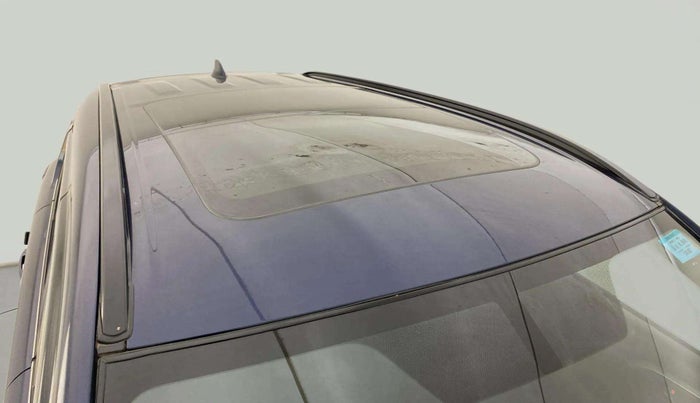 2022 Maruti Grand Vitara ALPHA SMART HYBRID AT, Petrol, Automatic, 32,497 km, Roof