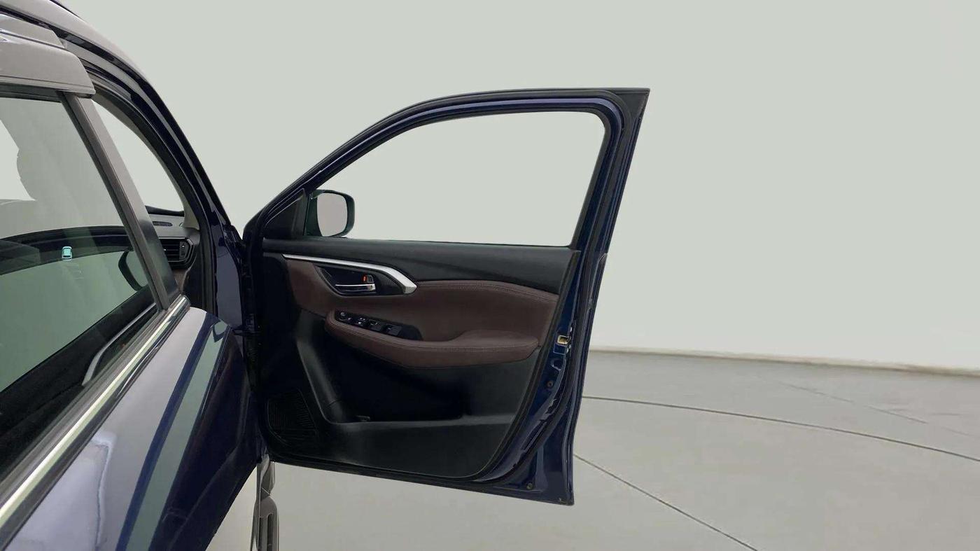2022 Maruti Grand Vitara ALPHA SMART HYBRID AT, Petrol, Automatic, 2,474 km, RHS Front Door
