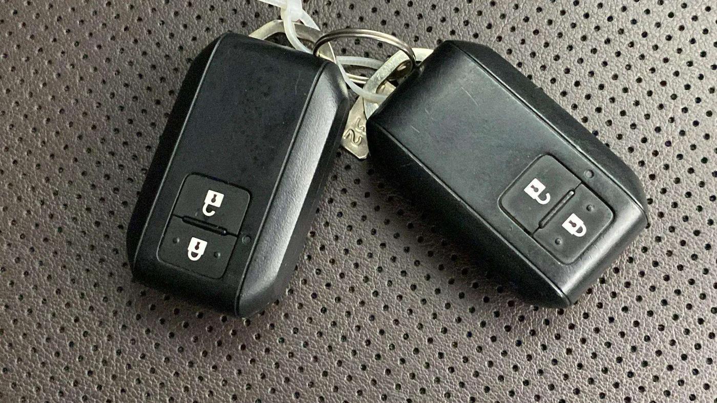 2022 Maruti Grand Vitara ALPHA SMART HYBRID AT, Petrol, Automatic, 2,474 km, Key Close Up