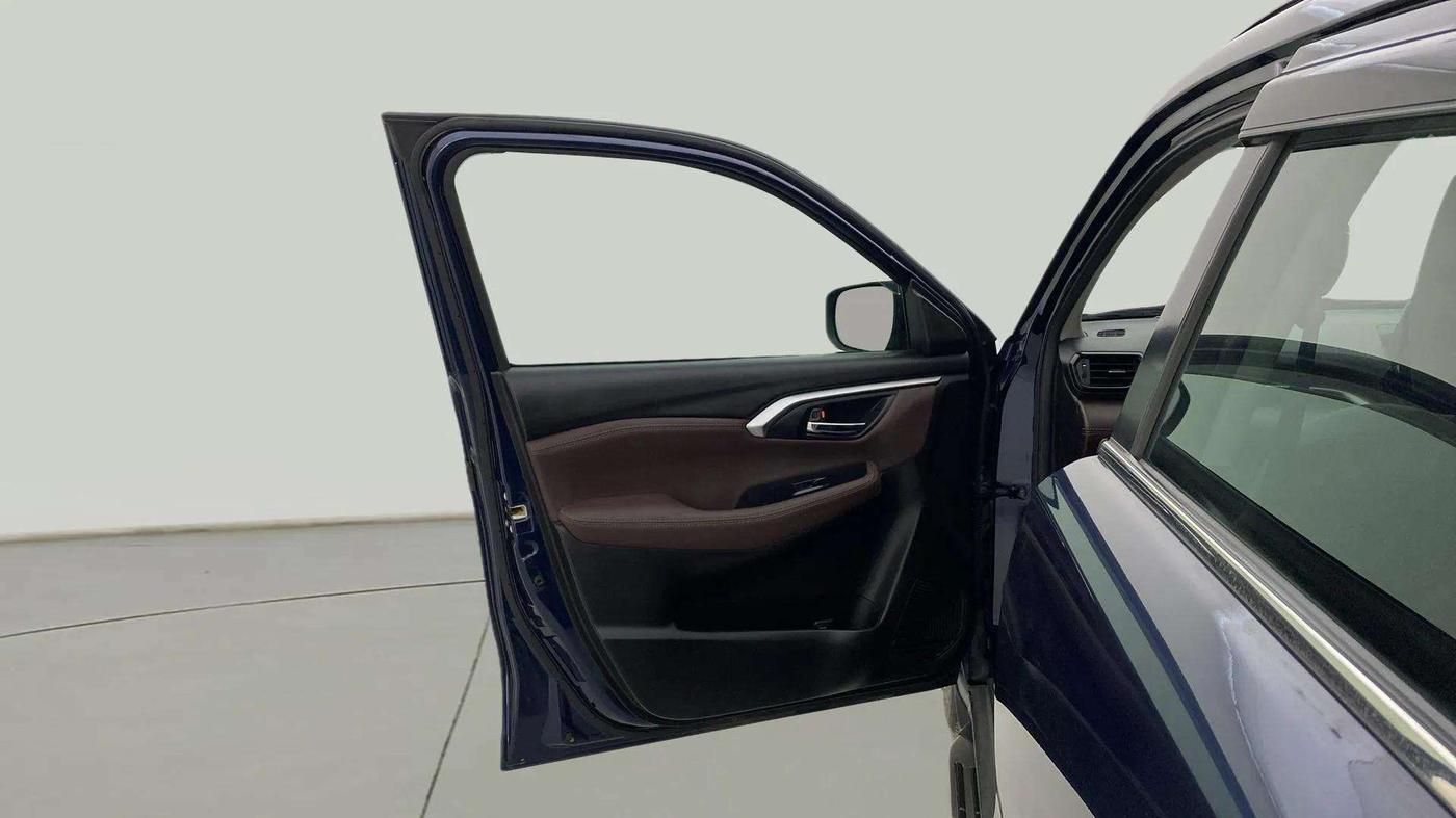 2022 Maruti Grand Vitara ALPHA SMART HYBRID AT, Petrol, Automatic, 2,474 km, LHS Front Door