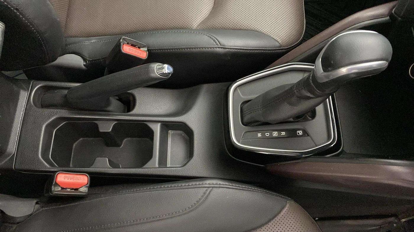 2022 Maruti Grand Vitara ALPHA SMART HYBRID AT, Petrol, Automatic, 2,474 km, Gear Lever