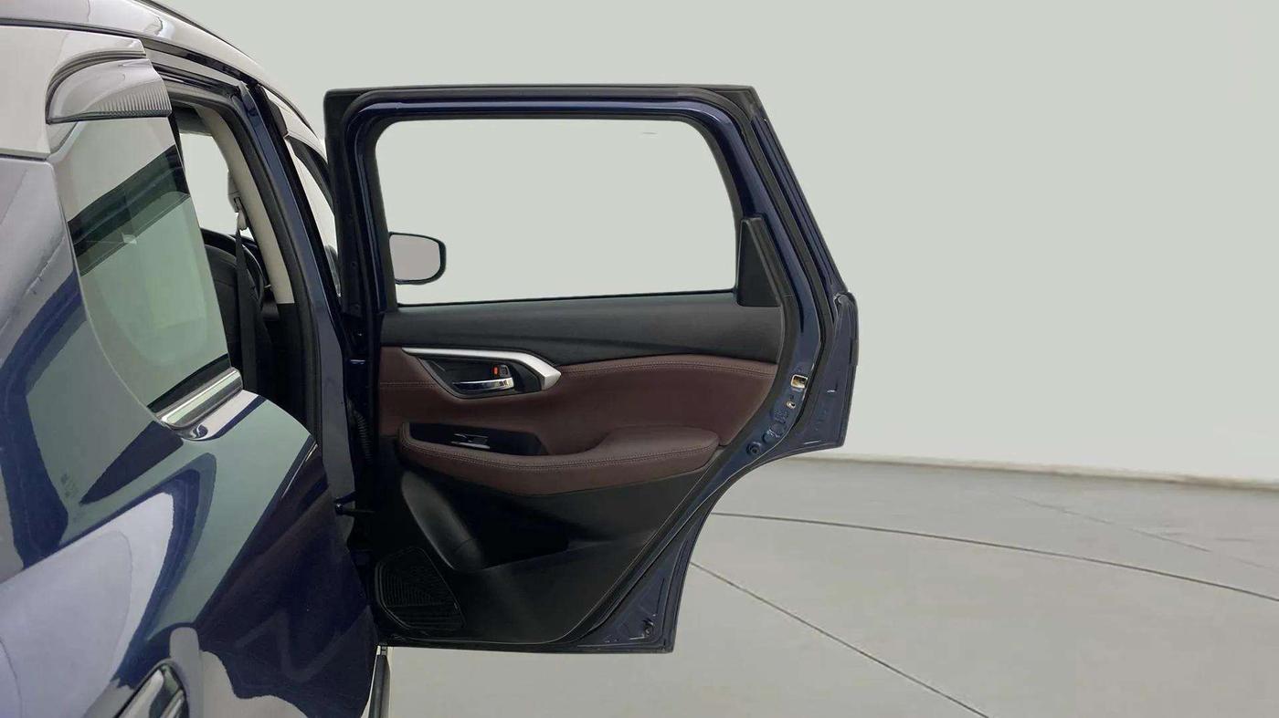 2022 Maruti Grand Vitara ALPHA SMART HYBRID AT, Petrol, Automatic, 2,474 km, RHS Rear Door