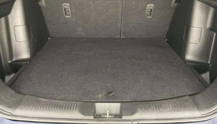 2022 Maruti Grand Vitara ALPHA SMART HYBRID AT, Petrol, Automatic, 32,497 km, Boot Inside